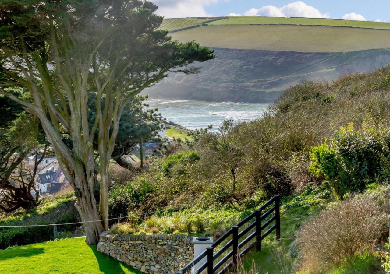 Dene Court Villa Mawgan Porth Exterior photo